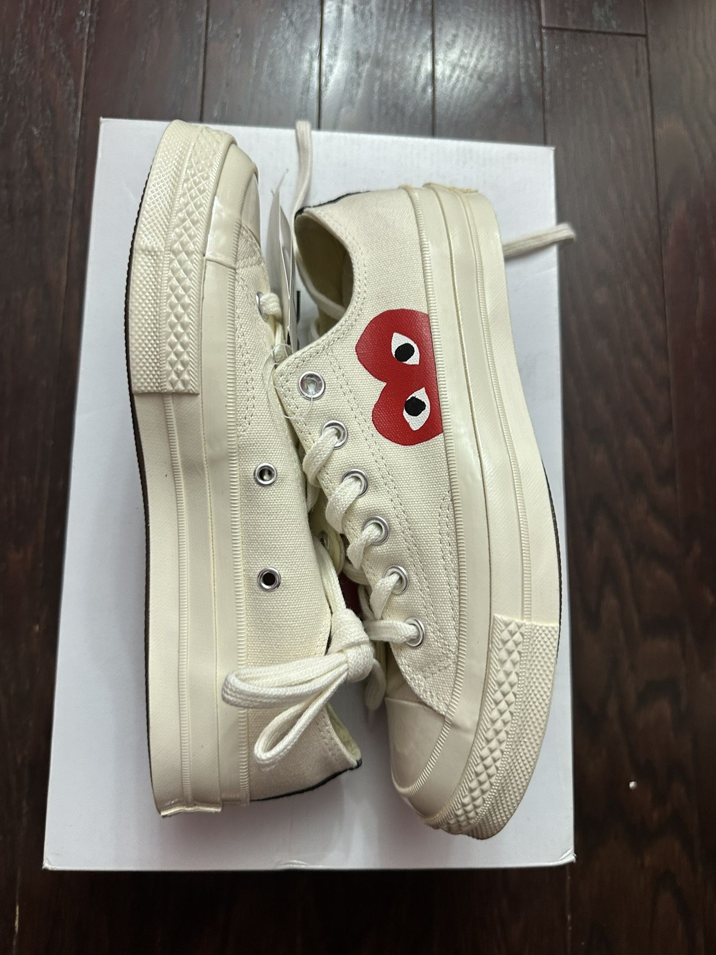 Comme des Garçons PLAY Converse Size 6/8