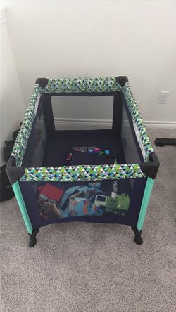 Play pen