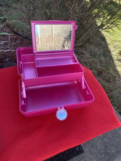 Brand New Pink Caboodle Organizer 