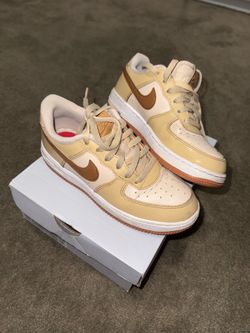 Nike Air Force 1 Low Top Sneakers