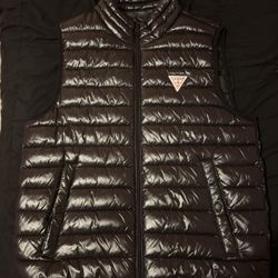 Guess Puffer Jacket Size Medium