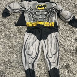 Batman Size 2T/3T  Costume 