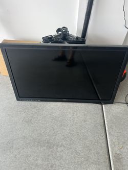 48” inch Vizio w/ controller