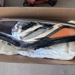 Hyundai Sonata Left Headlight - NEW