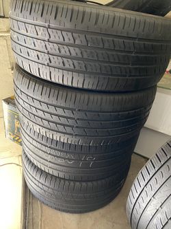 19” 4 used tires 235/55R19