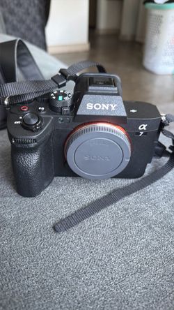 Sony A7 IV Mirrorless Camera Body