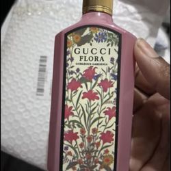 Gucci Flora