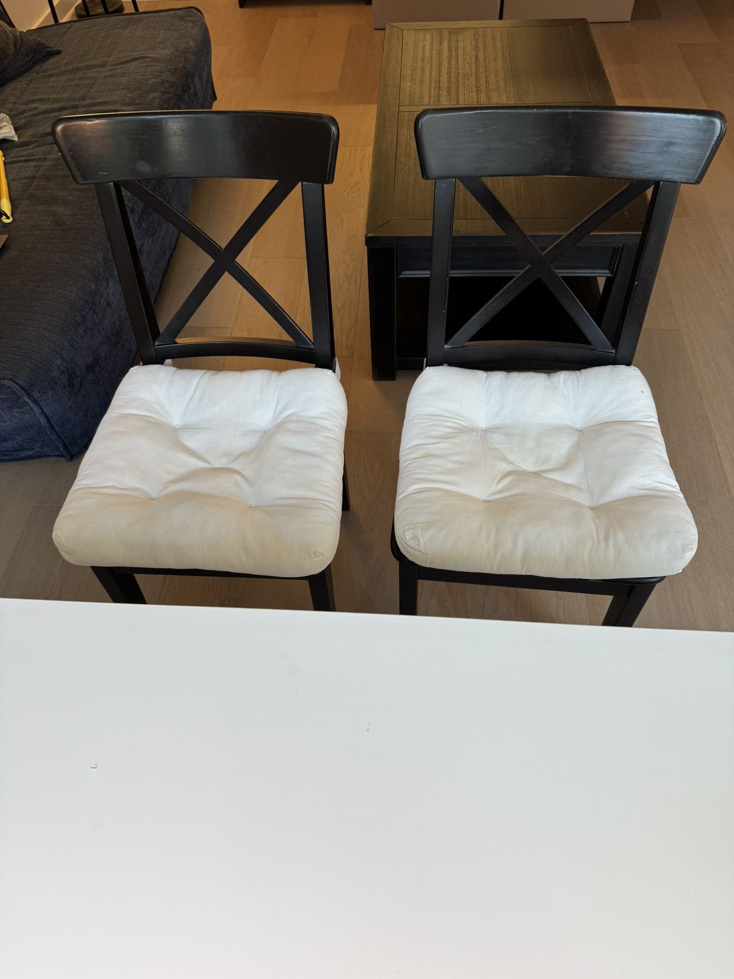 IKEA Table And 2 Chairs With Cushions