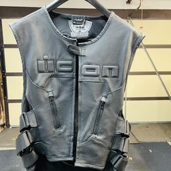Icon Regulator Vest, Size Small, Medium $120 Or Best Offer