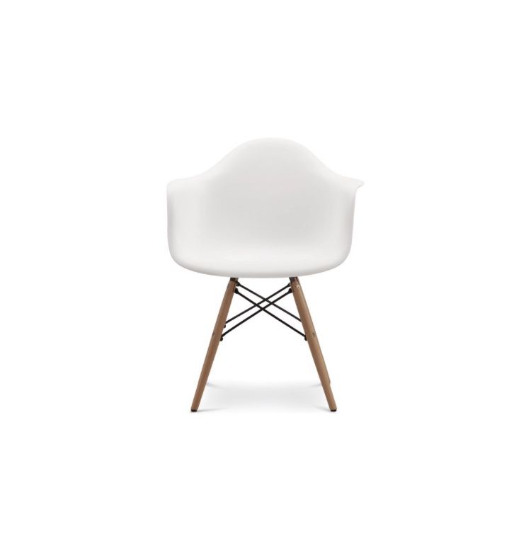 White Eiffel chair (can deliver before 10/26)