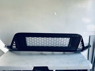 2023-2026 HONDA CIVIC TYPE R FRONT LOWER GRILLE OEM