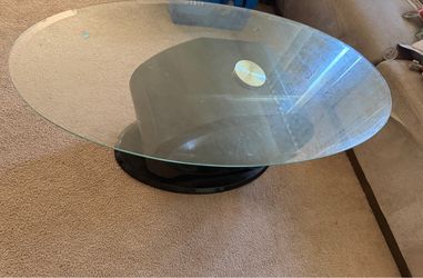 Oval glass tables