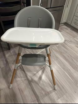 High chair/dining booster/table side booster/chair