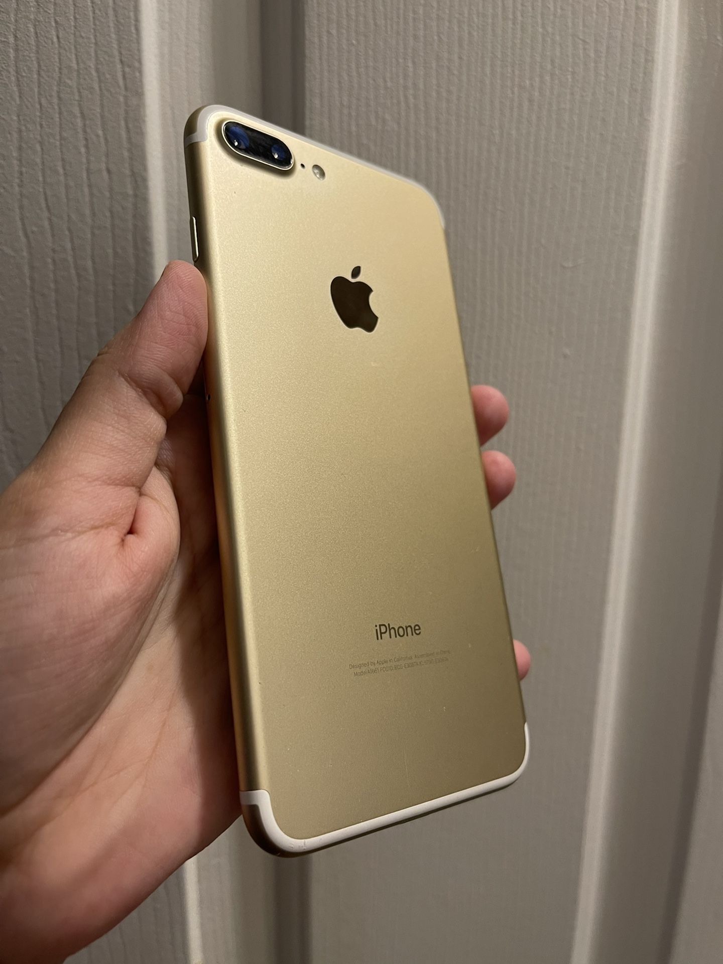 iPhone 7 Plus - 32 GB - Unlocked For Worldwide Use