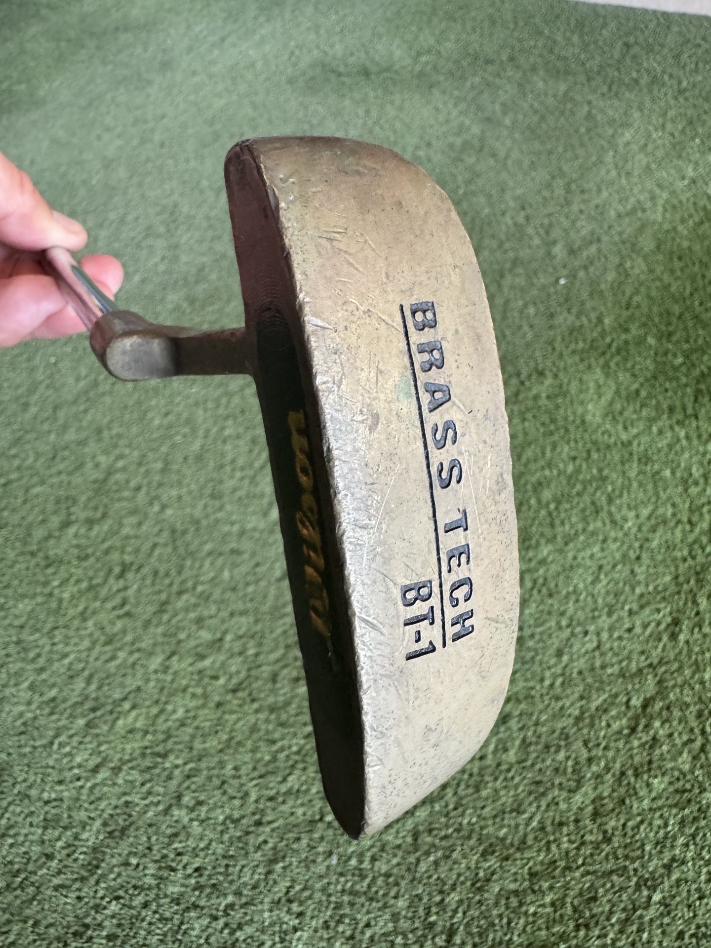 Wilson Brass Tech BT-1 Putter 35”. Golf Club.