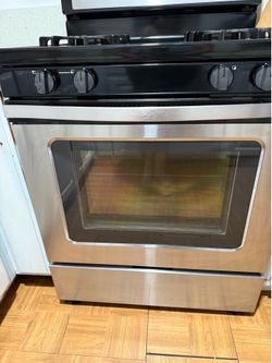 Gas stove used but in great condition