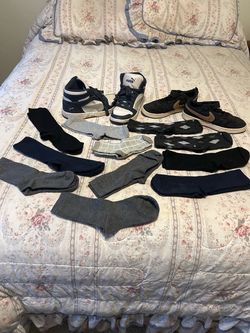 Boys: shoes & Socks.   Chino, ca