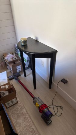 Corner Table / Half Moon Table 