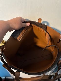 Micheal kors purse