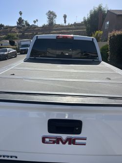 GMC Denali Bed Cover 
