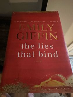 The Lies That Bind by Emily Giffin