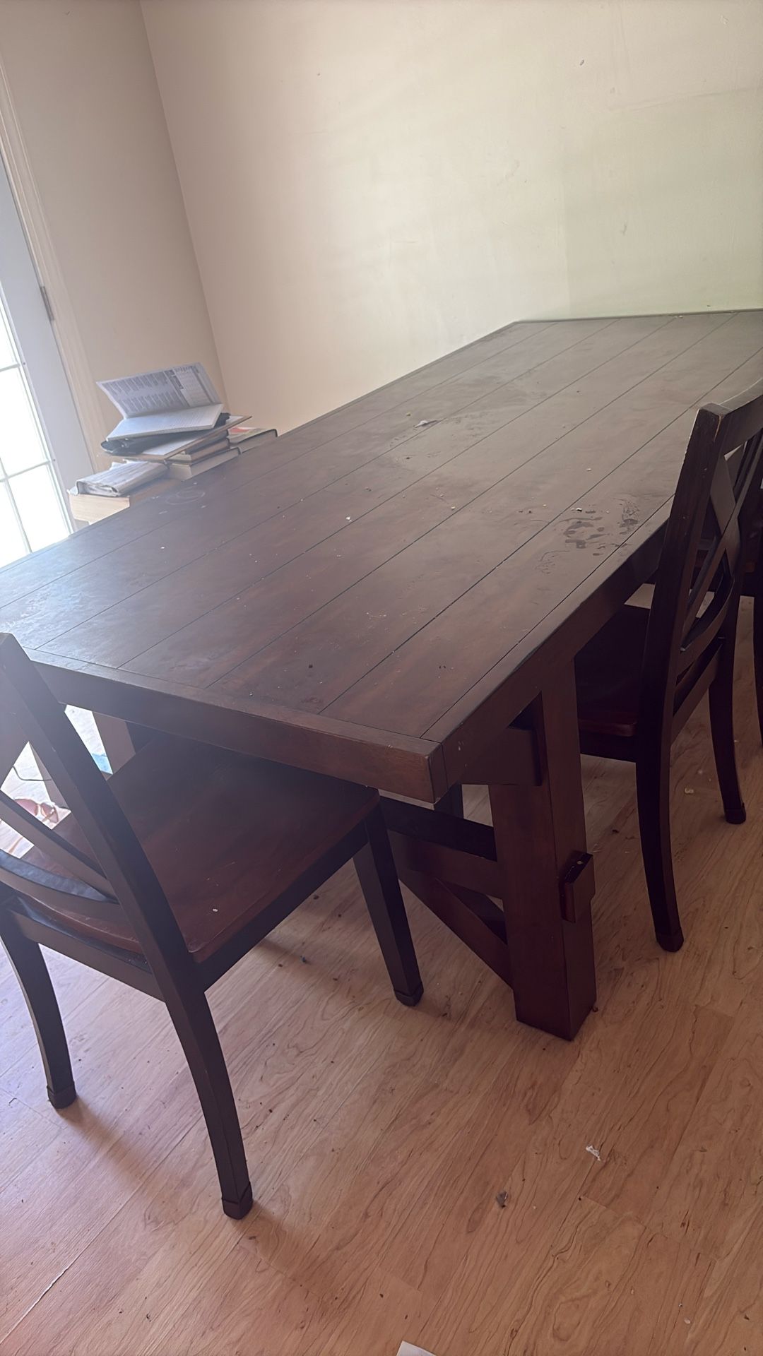Beautiful table 4 chairs and two benches