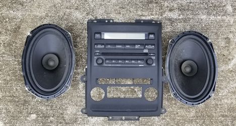 Nissan frontier Radio