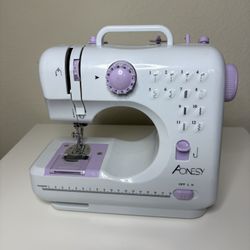 Sewing Machine 505A Mini Portable Household 12 Stitch Electric w/ Pedal New