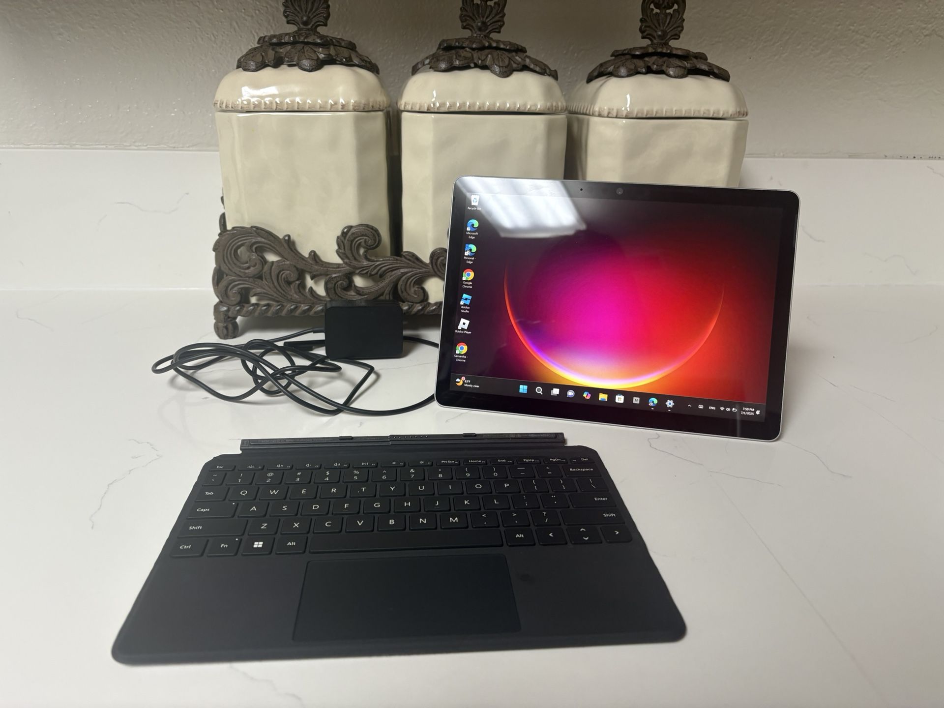 Microsoft Go 3 