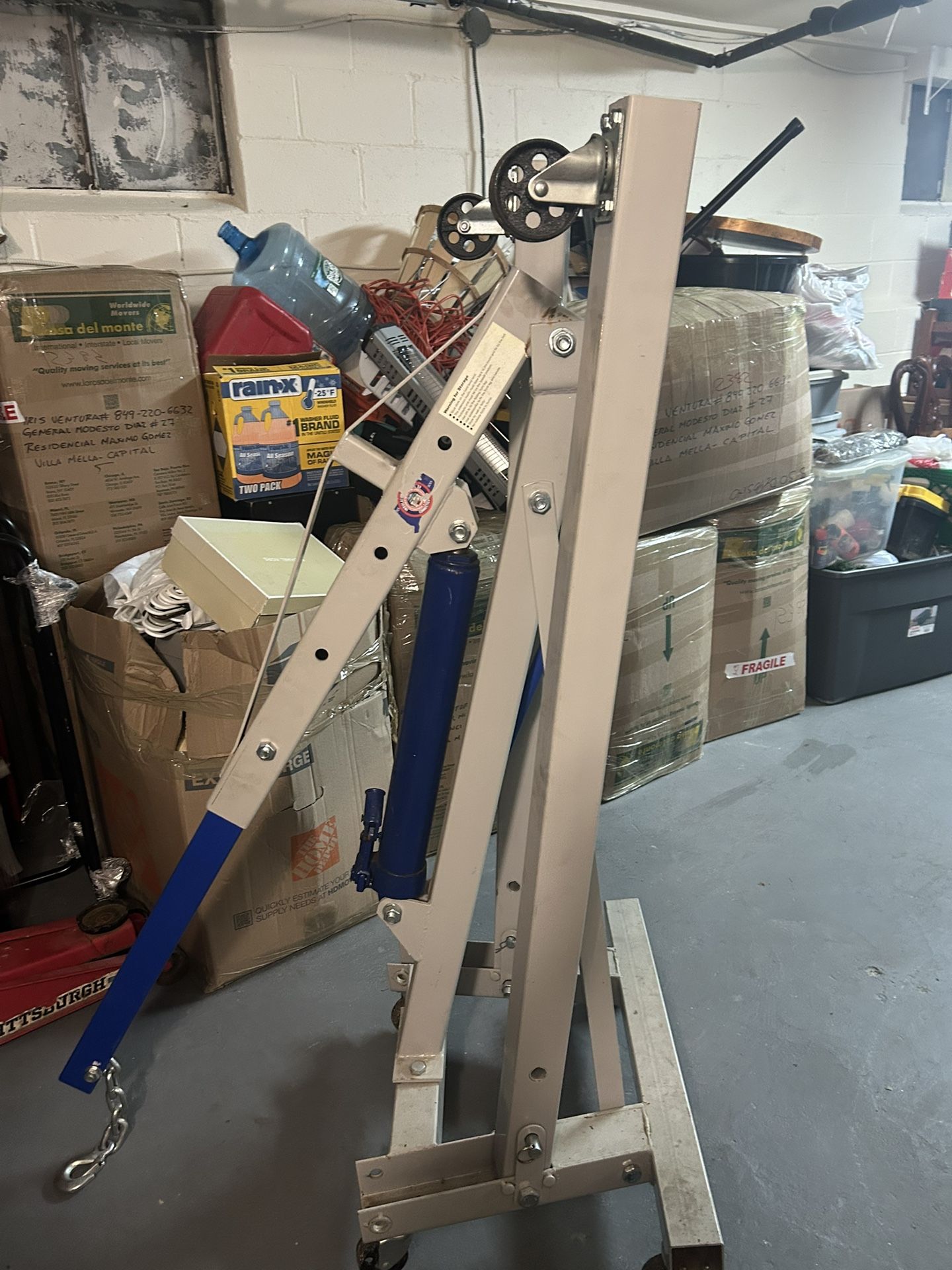 2 Tone Engine Hoist Cherry Picker