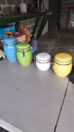 ceramic containers