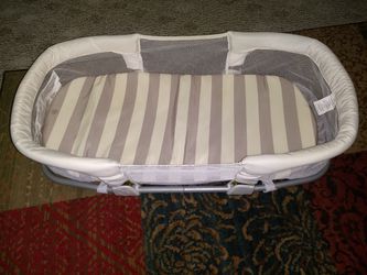 Portable infant Bed (baby delight snuggle nest)