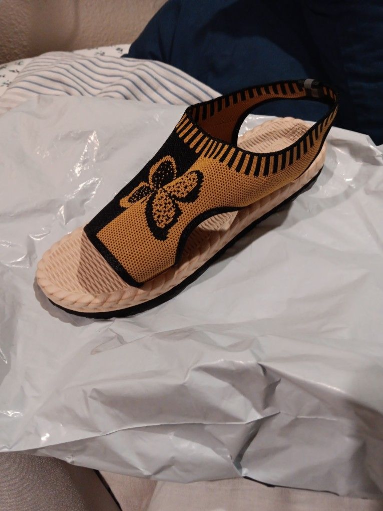 Sandals Butterfly Black And Yellow