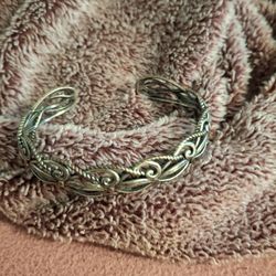 American West French Lace Bracelet