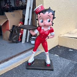 Betty Boop Statue