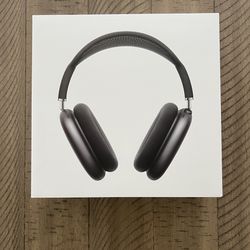 AirPods Max Wireless Over-Ear Headset - Space Gray