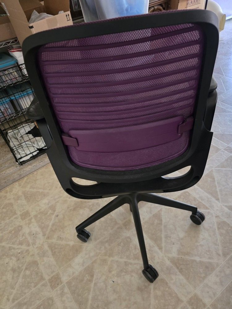 Fully Adjustable Office Chair