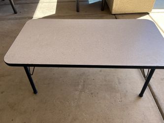 Daycare Table