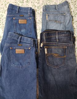 Men's Size 34×30 Jeans! 4 Pairs: 2 Wranglers & 2 Cinch, Price For All!