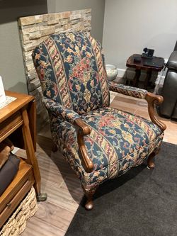Upholstered Accent Chair