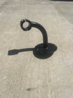 single clamp spare tire mount
