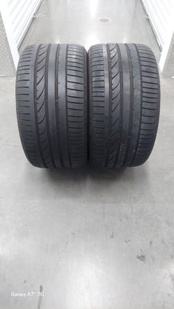 Bridgestone Dueler Hp Sport 315/35R20 , In Good Condition. Selling Two Together For One Price.