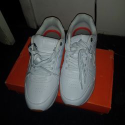 Levi's sneakers size 10