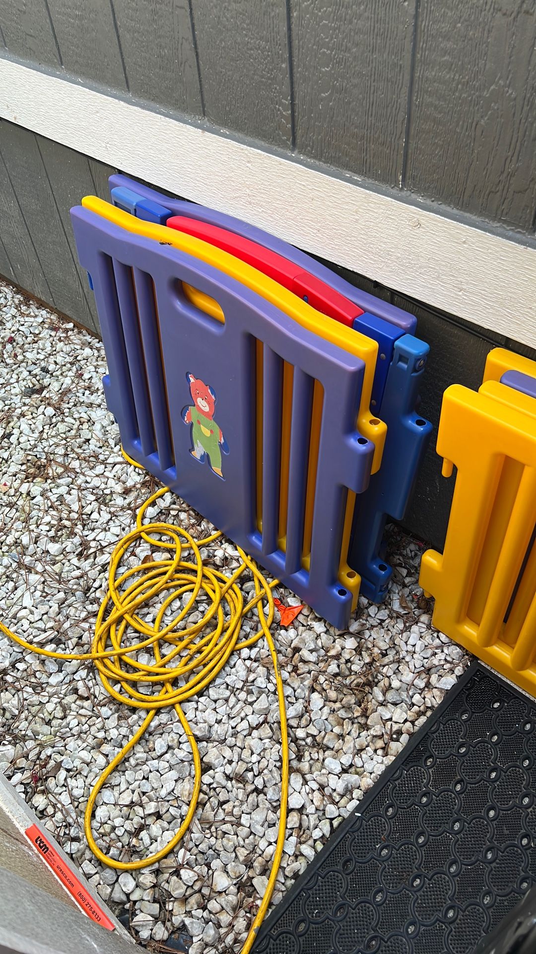 Free Portable Baby Fence & Gate