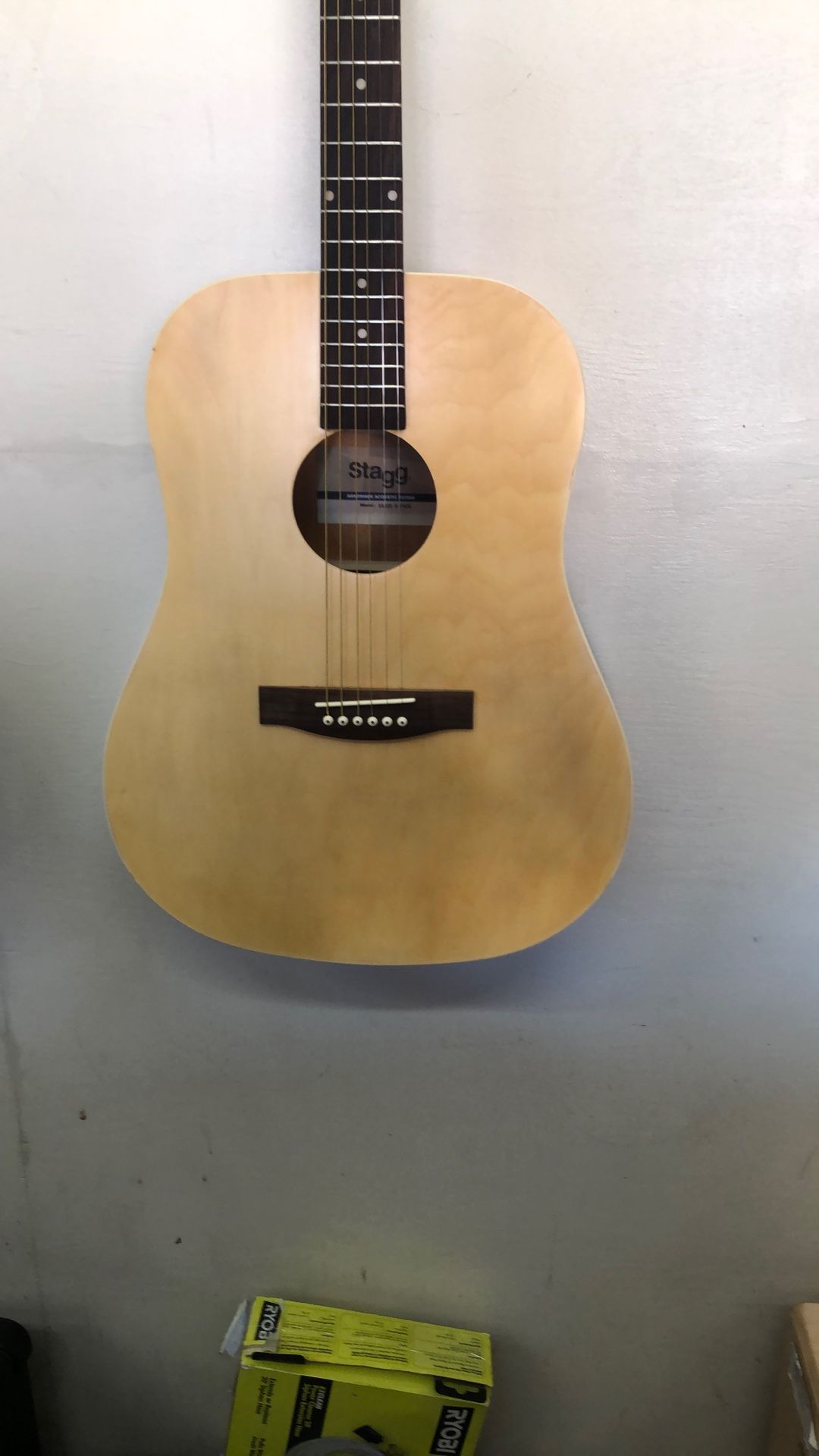 Acoustic Guitar