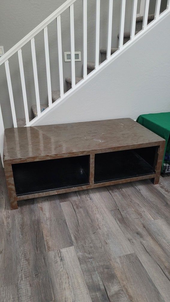 Free Coffee Table