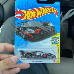 Hot Wheels 2016 Ford GT Race 