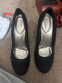 Dexflex Comfort Black Suede Heels