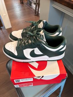 Nike Dunk Low Retro Size 10 1/2 box included
