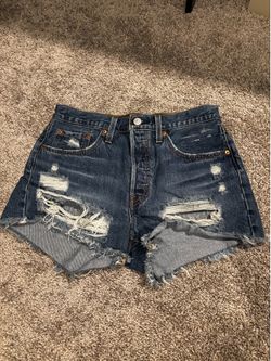 Levi’s shorts